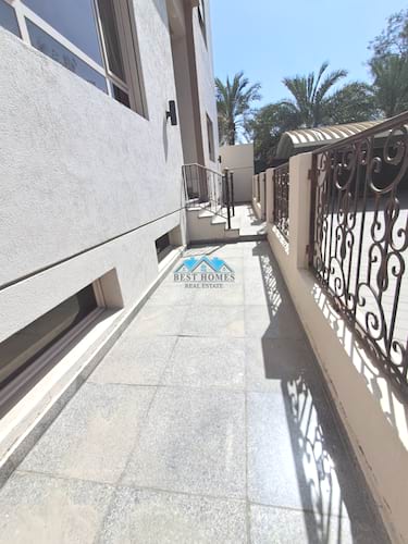 Spacious 3 Master Bedrooms Ground Floor in Qortuba Area
