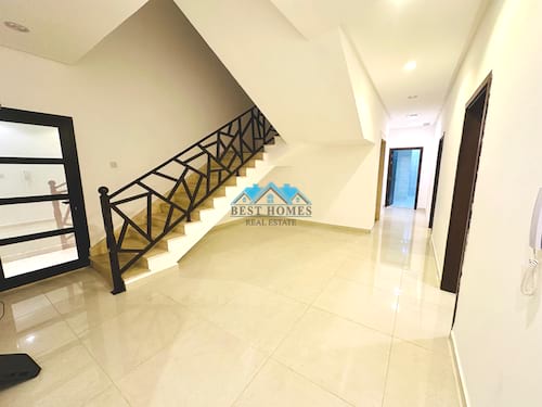 Modern & Spacious 8 Master Bedrooms Huge Villa in Rawda