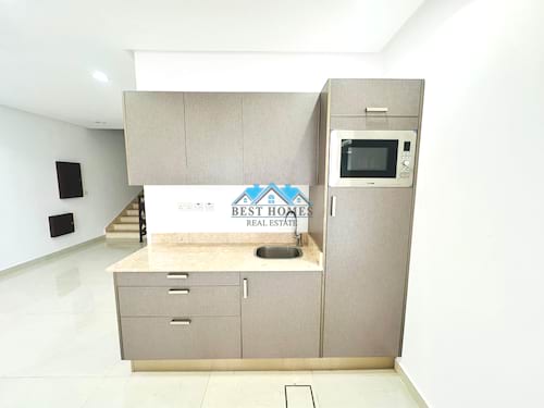 Modern & Spacious 8 Master Bedrooms Huge Villa in Rawda