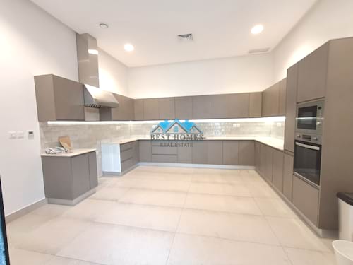 Exclusive 5 Master Bedroom Villa with Private Pool in Abu Fatira