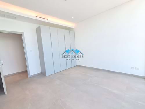 New 3 Bedrooms Apartment in Shaab Al Bahri