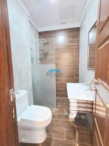 Modern 3 Bedroom Spacious Ground Floor Apartment in Rumaithiya