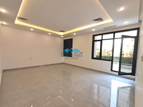 3 Bedrooms Apartment With Balcony in Mishref