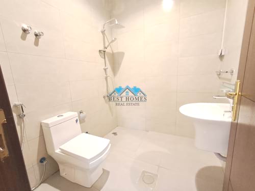 3 Bedrooms Apartment With Balcony in Mishref