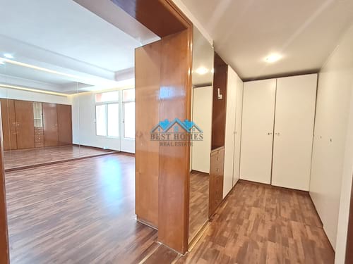 Spacious 3 Bedrooms Villa with Private Yard in Salwa