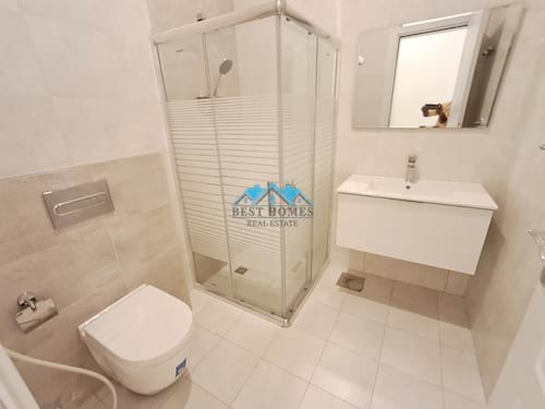 Spacious 5 Master Bedrooms Floor in Salam