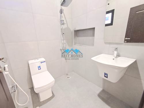 Nice and Modern Style 3 Bedrooms in Salam Area