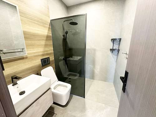 Brand New 3 Bedrooms Apartment in Salmiya 