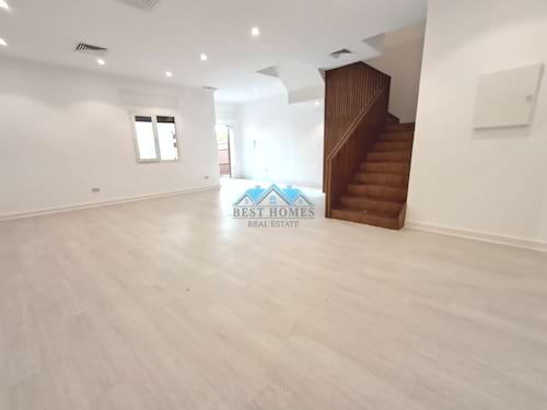 3 Bedrooms Duplex Villa with Private Garden Area in Zahra