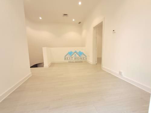3 Bedrooms Duplex Villa with Private Garden Area in Zahra