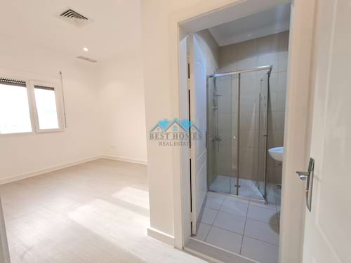 3 Bedrooms Duplex Villa with Private Garden Area in Zahra