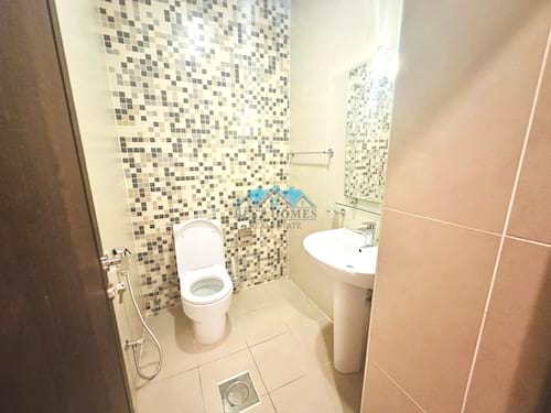 Good Size 3 Bedrooms Apartment in Salwa