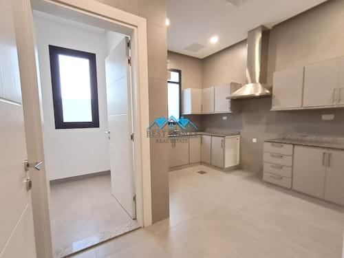 Modern 3 Master Bedroom Ground Floor Apartment with Private Entrance in Rumaithiya