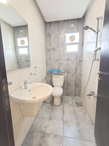 Stylish 4 Bedroom Apartment with Balcony in Jabriya