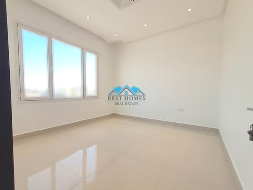 Modern 3 Bedrooms Apartment with Open Kitchen in Sadeeq