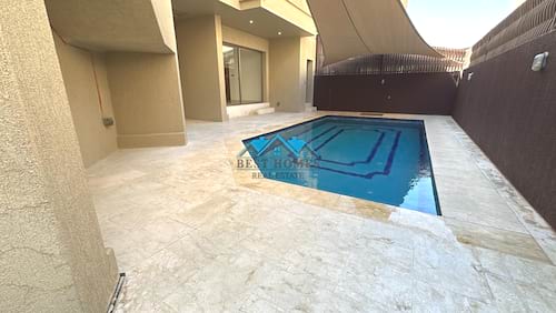 5 Master Bedrooms Huge Villa in Sadeeq