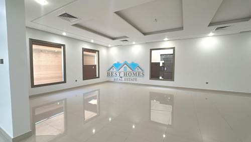 5 Master Bedrooms Huge Villa in Sadeeq