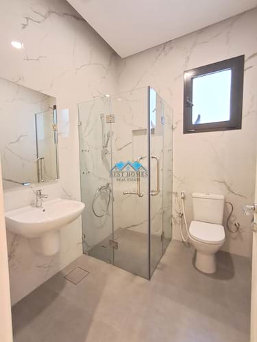 Nice and Modern Style 3 Bedrooms Apartment in Kaifan