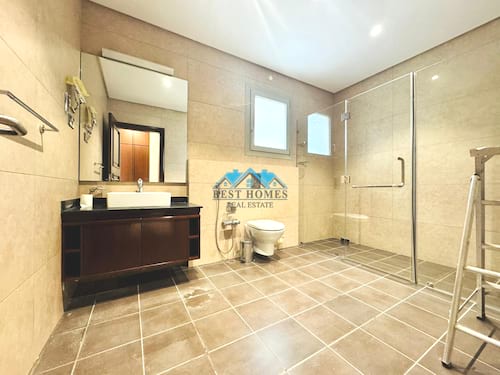 Four Bedrooms Floor Apartment with Balcony in Mishref 