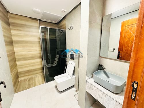 Brand New 3 Bedrooms Triplex in Salmiya 
