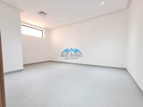 Luxury 5 Bedrooms Floor Apartment with Terrace in Rawda