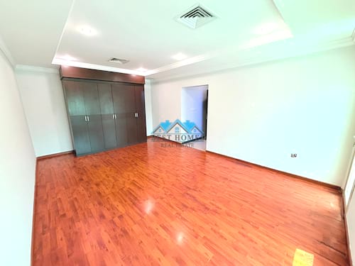 Modern 3 Bedroom Apartment with Pool in Salwa