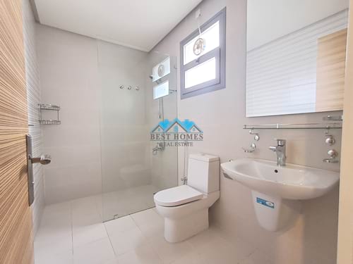 Modern Style 4 Bedrooms Floor in Jabriya 
