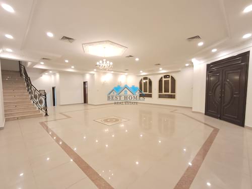 Four Bedrooms Duplex in Salam Area