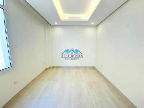 Modern Three-Bedrooms Apartment with Balcony in Salwa