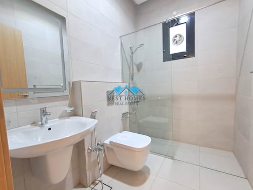 Nice and Very Spacious Five Bedrooms Floor in Bayan
