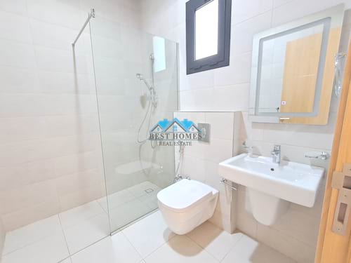 Nice and Very Spacious Five Bedrooms Floor in Bayan