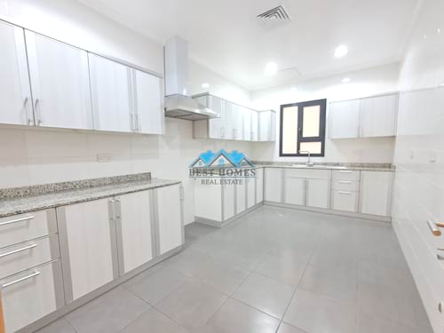 Nice and Very Spacious Five Bedrooms Floor in Bayan