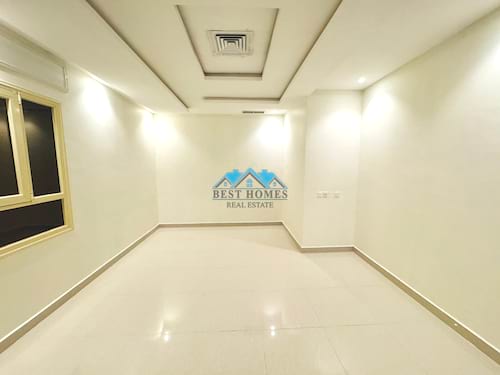 4 Bedrooms Floor Apartment in Abu Fatira