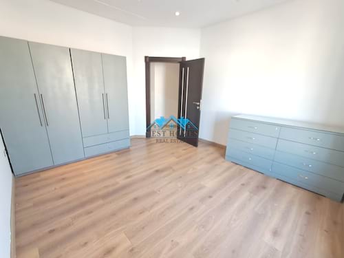 3 Bedrooms Floor with Private Terrace in Nuzha