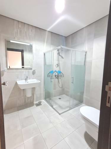 3 Bedrooms Floor with Private Terrace in Nuzha