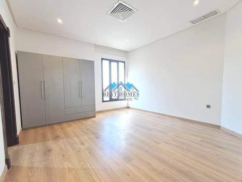 3 Bedrooms Floor with Private Terrace in Nuzha