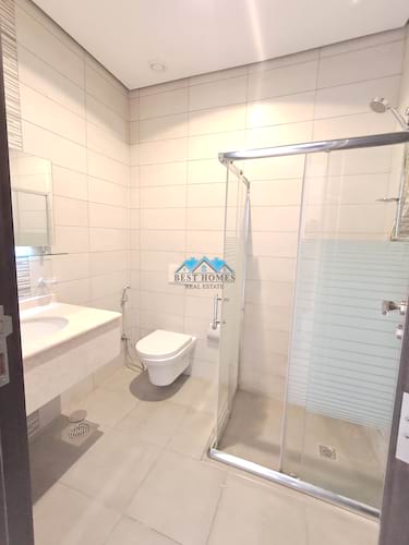 3 Bedrooms Floor with Private Terrace in Nuzha