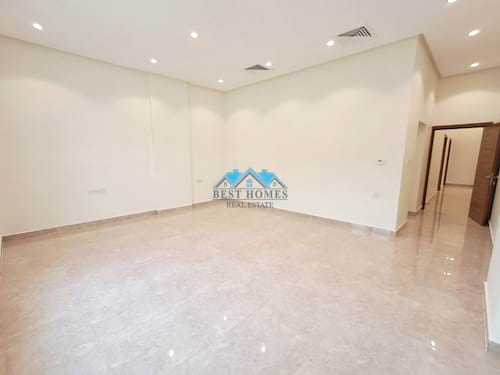 Nice and Very Spacious Ground Floor 3 Bedrooms Floor in Jabriya