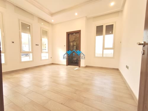4 Bedrooms Ground Floor with Private Entrance in Abu Fatira