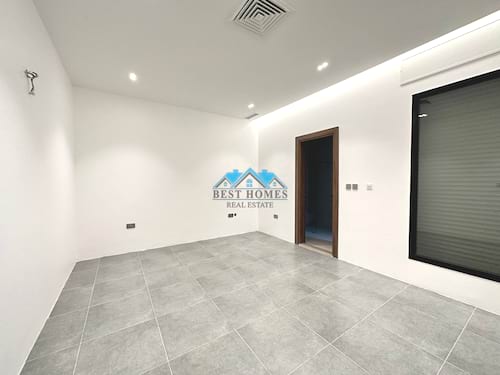 Modern Spacious 4 Bedrooms Ground Floor in Saddiq