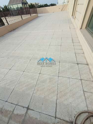 Nice and Spacious 4 Bedrooms Floor in Jabriya