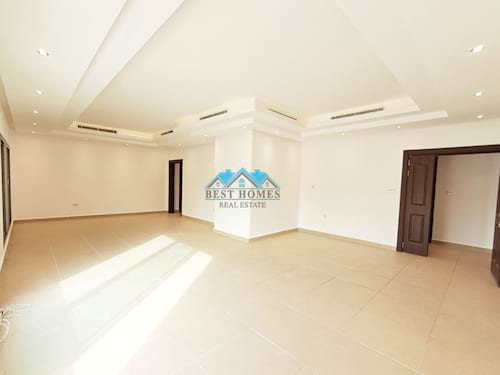 Nice and Spacious 4 Bedrooms Floor in Jabriya