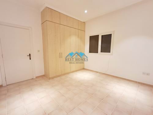 4 Bedrooms Semi Detached Private Villa in Abul Hasaniya