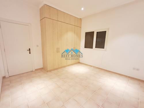 4 Bedrooms Semi Detached Private Villa in Abul Hasaniya