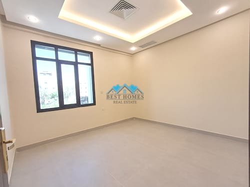 3 Bedrooms Apartment with Balcony in Mishref