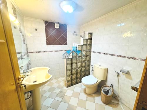 Luxury 6 Bedroom Duplex Apartment Walking Distance to the Sea in Salwa