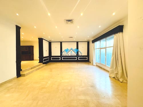 Luxury 6 Bedroom Duplex Apartment Walking Distance to the Sea in Salwa