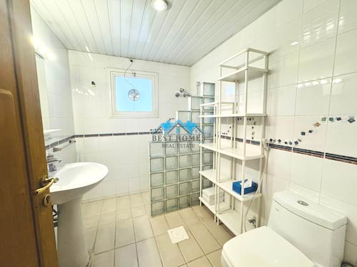 Luxury 6 Bedroom Duplex Apartment Walking Distance to the Sea in Salwa