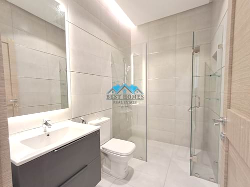 3 Bedrooms Apartment in Rumaithiya