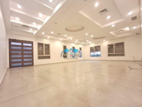Premium 4 Bedroom Ground Floor Apartment with Private Entrance in West Mishref